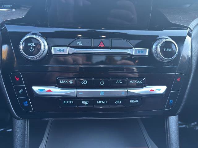 Certified 2024 Ford Explorer Platinum w/ Technology Package image 28