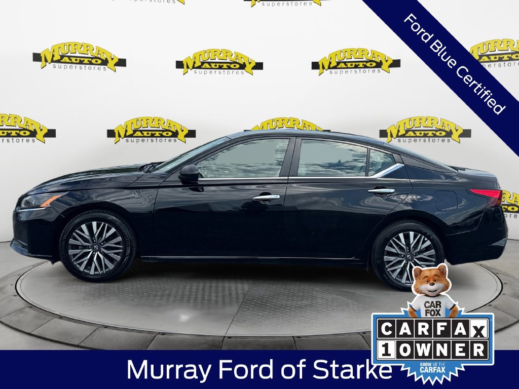 Used 2025 Nissan Altima 2.5 SV FWD image 3