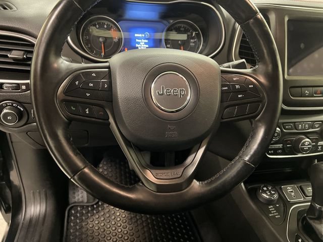 Used 2021 Jeep Cherokee Trailhawk w/ Trailer Tow Group AWD/4WD image 9