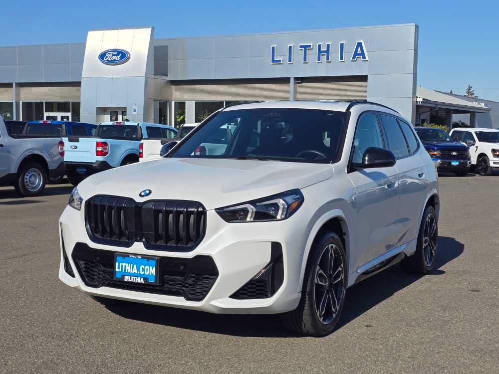 Used 2023 BMW X1 xDrive28i w/ Premium Package AWD/4WD image 1