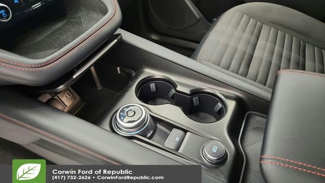 Certified 2025 Ford Explorer ST-Line w/ ST-Line Street Pack image 20