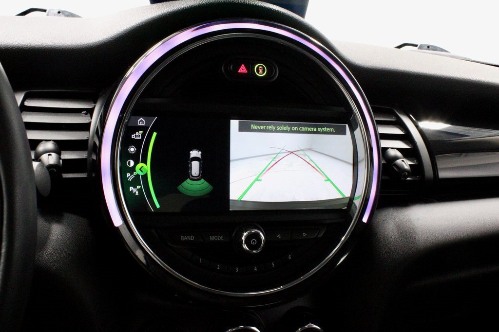 Used 2020 MINI Cooper S image 9