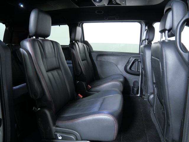 Used 2017 Dodge Grand Caravan GT FWD image 13