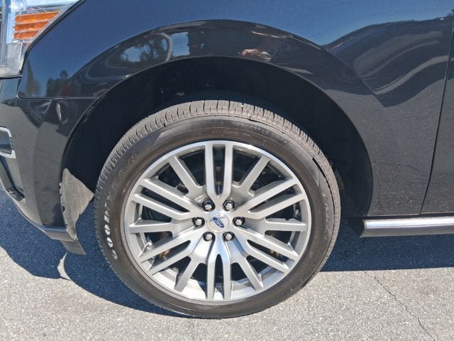 Certified 2022 Ford Expedition Limited RWD image 9