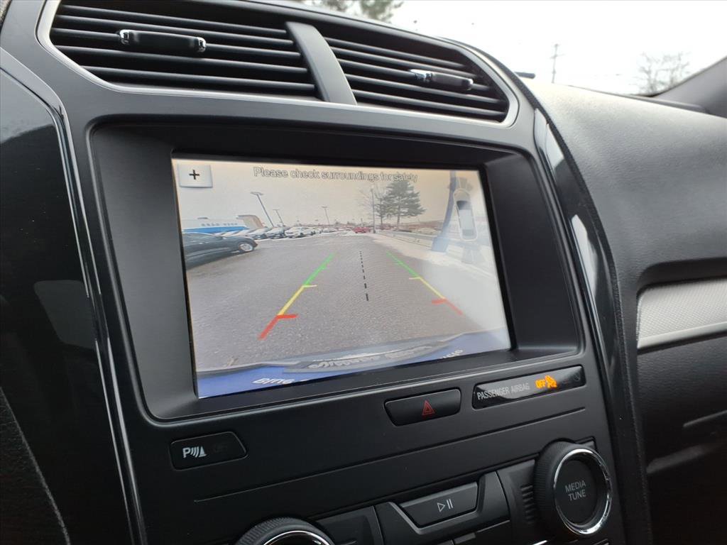 Certified 2019 Ford Explorer XLT w/ Equipment Group 202A image 23