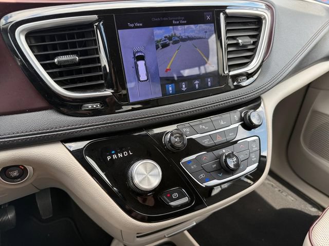 Used 2017 Chrysler Pacifica Limited w/ Advanced Safetytec Group FWD image 20