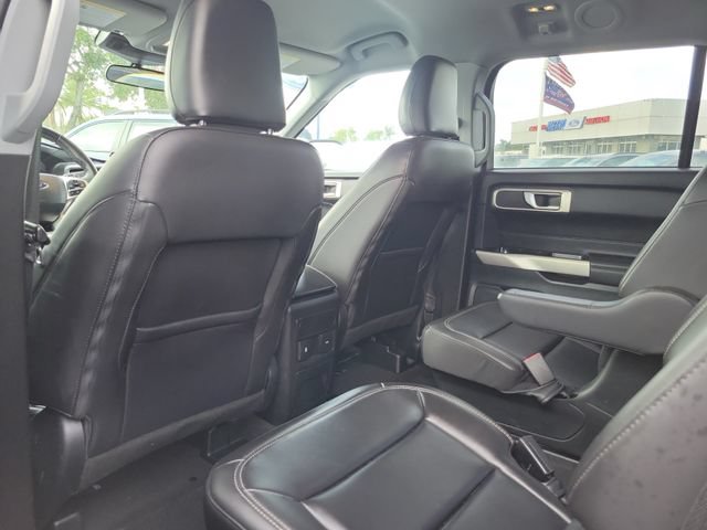Certified 2023 Ford Explorer XLT w/ Equipment Group 202A RWD image 12
