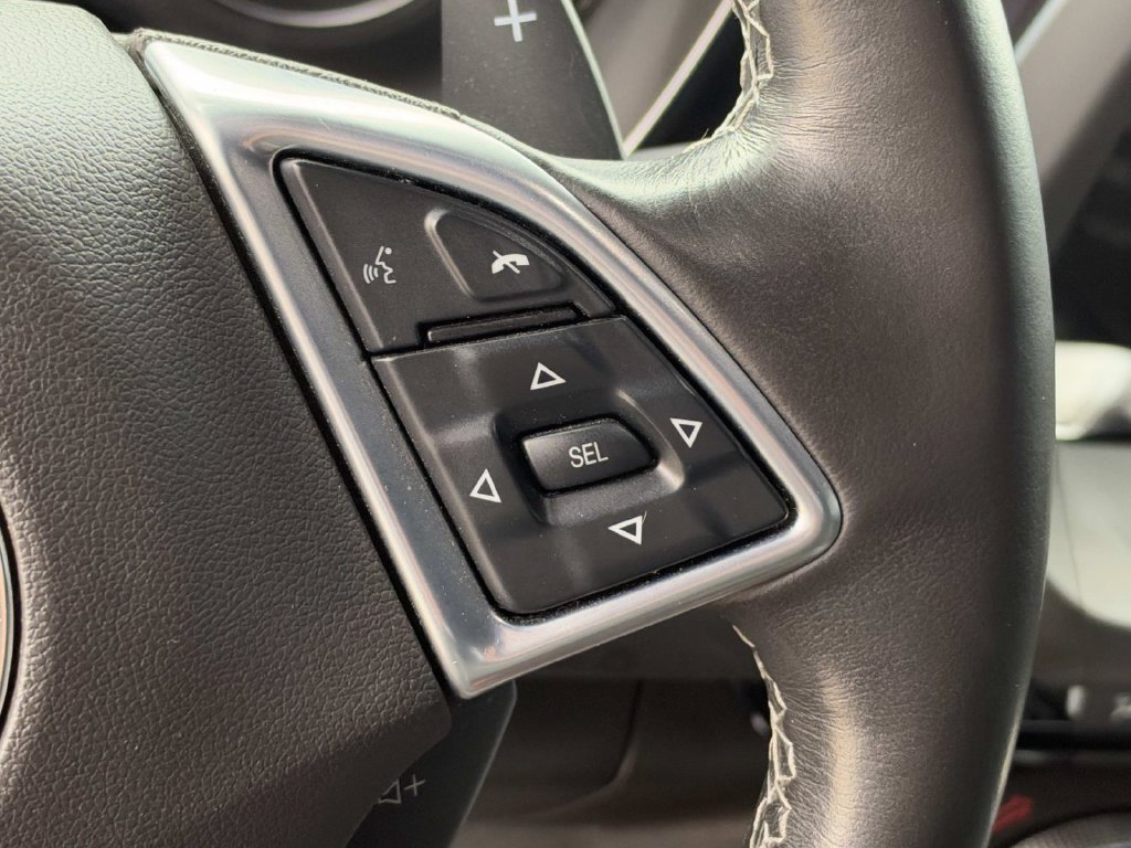 Used 2022 Chevrolet Camaro LT w/ Technology Package RWD image 14