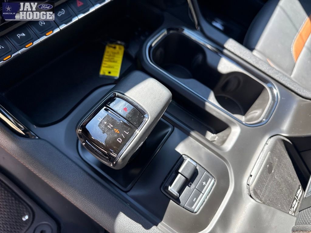 Used 2025 GMC Sierra 1500 AT4 w/ AT4 Premium Package image 28