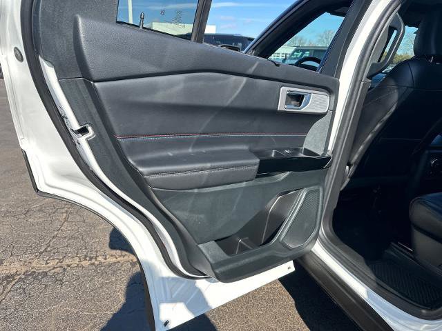Certified 2024 Ford Explorer ST w/ Equipment Group 401A image 31