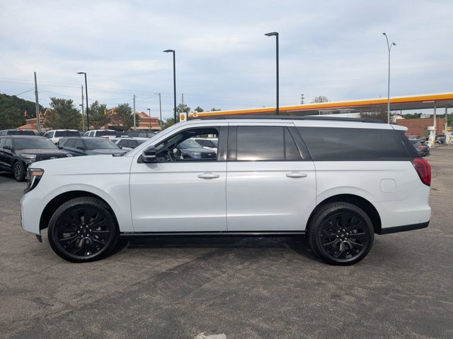 Certified 2025 Ford Expedition Max Platinum w/ Stealth Appearance Package AWD/4WD image 7