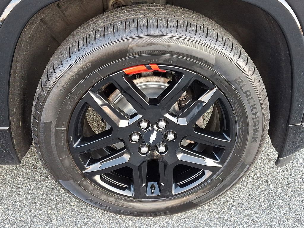 Used 2020 Chevrolet Traverse Premier w/ Redline Edition image 8