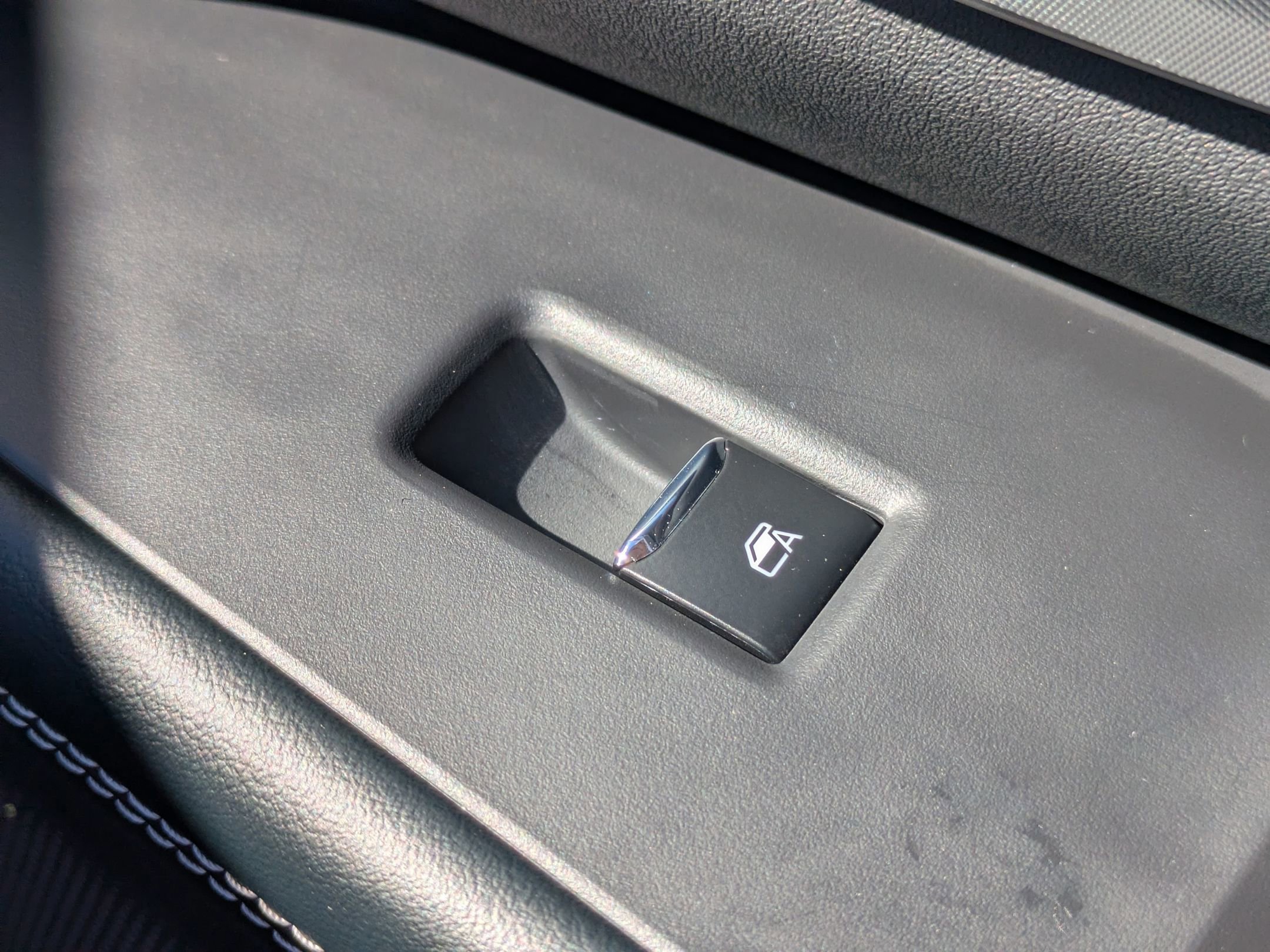 Certified 2025 Ford Expedition Platinum w/ Stealth Performance Package image 41