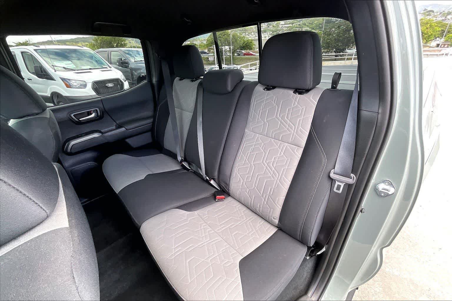 Used 2023 Toyota Tacoma TRD Sport AWD/4WD image 29