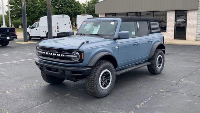 Certified 2024 Ford Bronco Outer Banks w/ Sasquatch Package AWD/4WD image 5