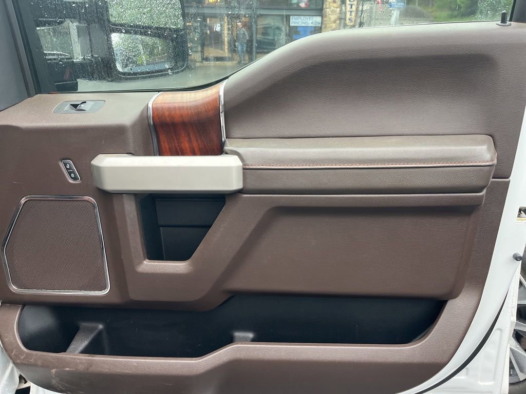 Certified 2018 Ford F350 King Ranch w/ King Ranch Ultimate Package AWD/4WD image 35