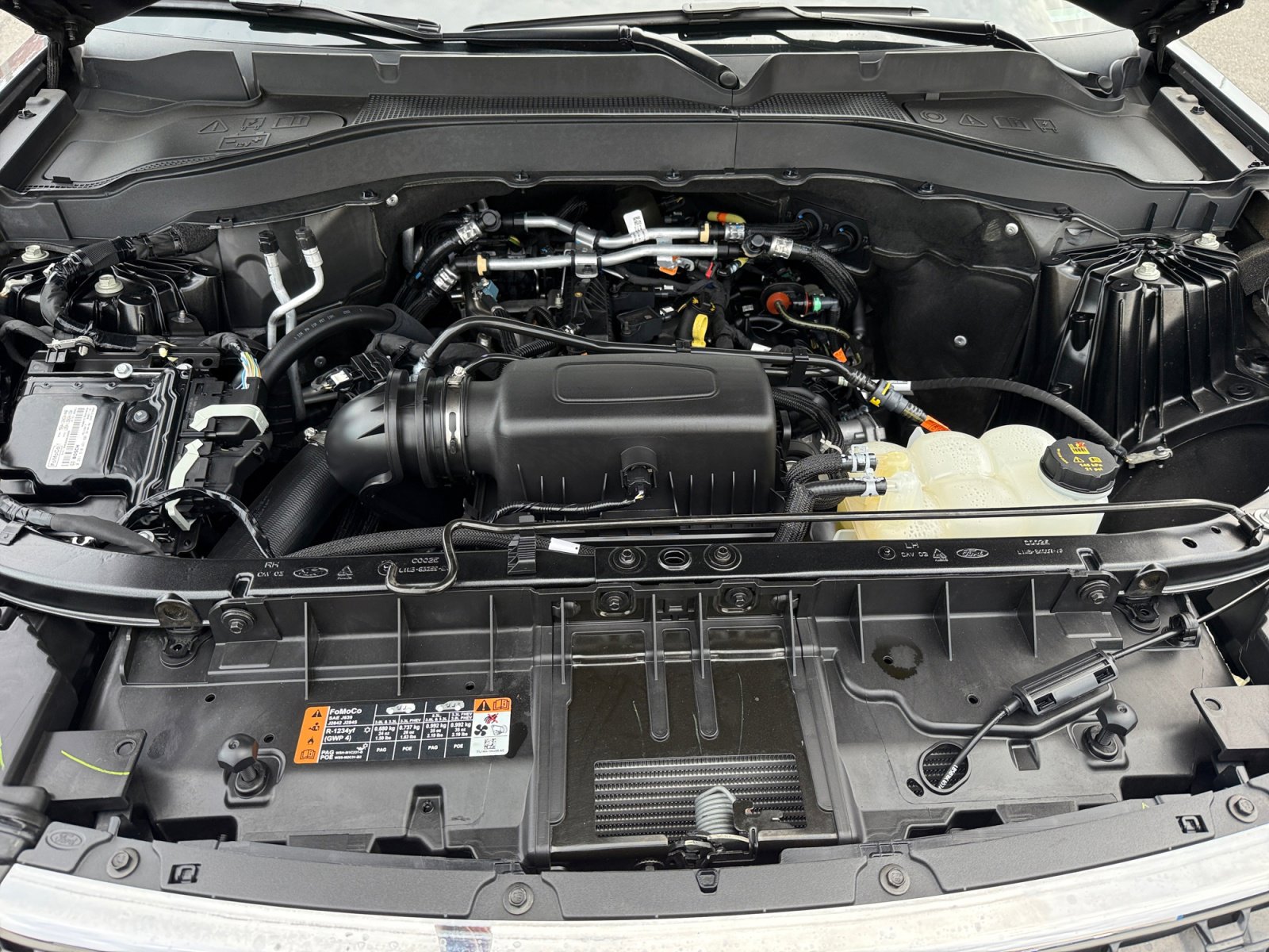 Certified 2022 Ford Explorer XLT w/ Equipment Group 202A image 20