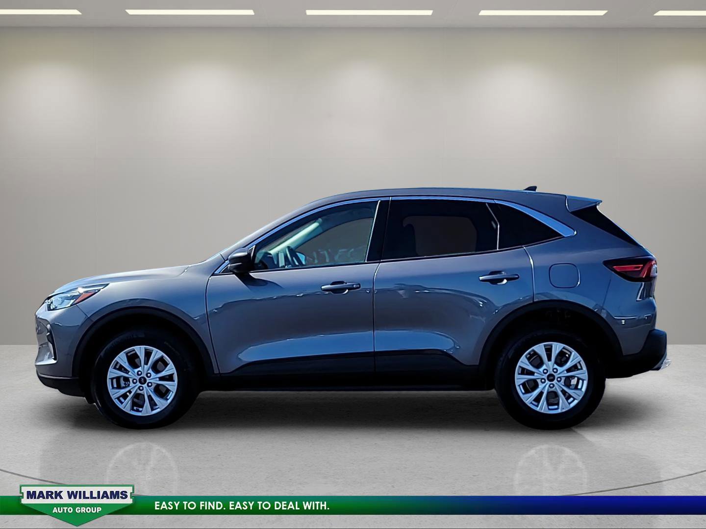 Certified 2024 Ford Escape Active AWD/4WD image 2