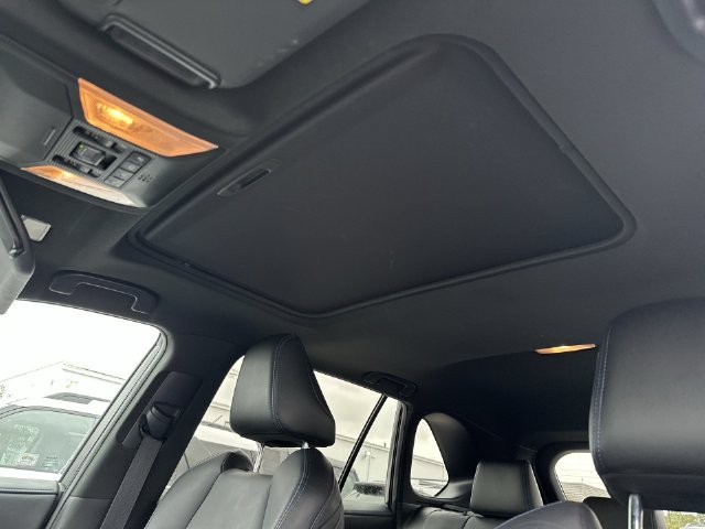 Used 2019 Toyota RAV4 XSE w/ XSE Weather Package AWD/4WD image 22