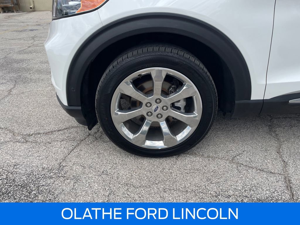 Certified 2020 Ford Explorer Platinum w/ Premium Technology Package AWD/4WD image 25