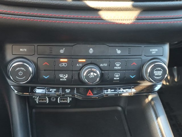 Used 2023 Dodge Durango GT AWD/4WD image 26