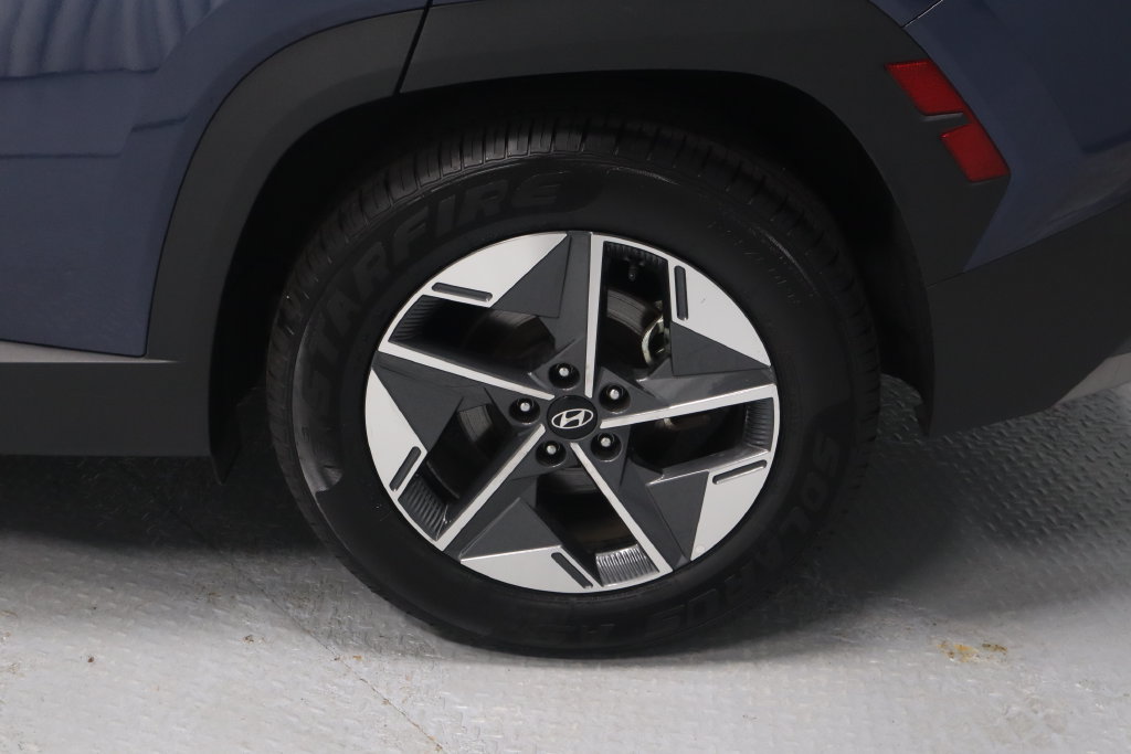 Used 2025 Hyundai Tucson SEL FWD image 9