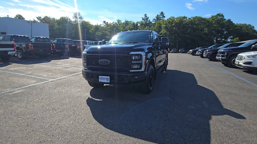 Certified 2025 Ford F250 XLT w/ Black Appearance Package AWD/4WD image 15