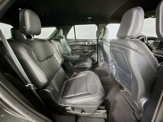 Certified 2020 Ford Explorer XLT w/ Equipment Group 202A image 28