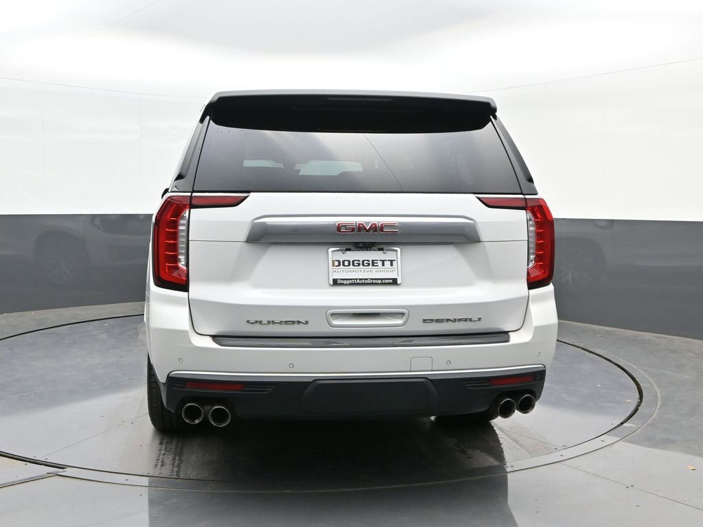 Used 2021 GMC Yukon XL Denali w/ Denali Ultimate Package AWD/4WD image 8