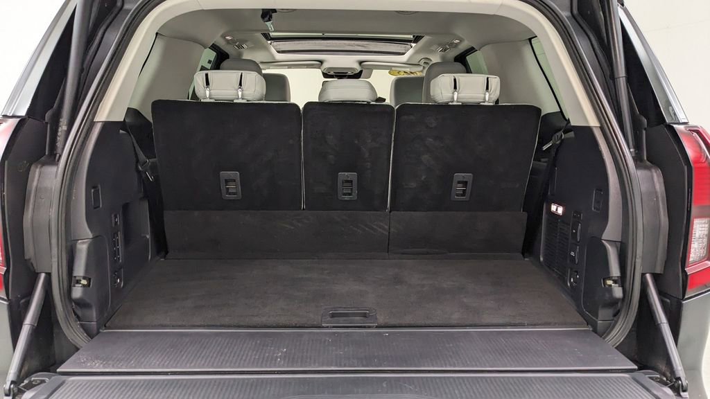 Certified 2025 Ford Expedition Platinum image 10