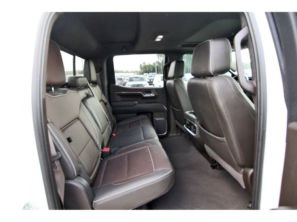 Used 2023 GMC Sierra 1500 Denali w/ Denali Reserve Package AWD/4WD image 10