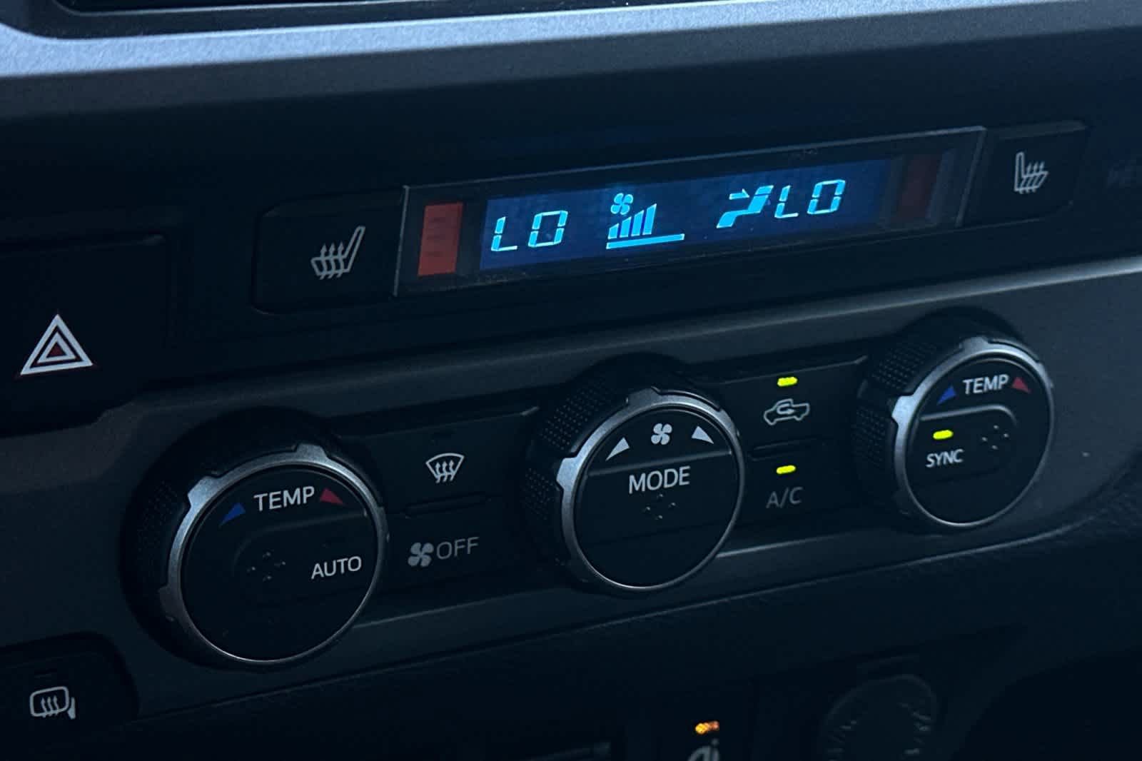 Used 2022 Toyota Tacoma TRD Off-Road w/ TRD Premium Off Road Package image 19