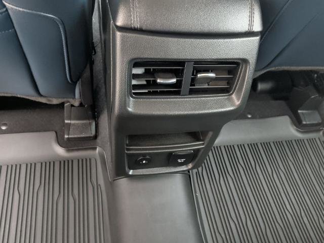 Certified 2023 Ford Edge SEL w/ Sport Appearance Package AWD/4WD image 12