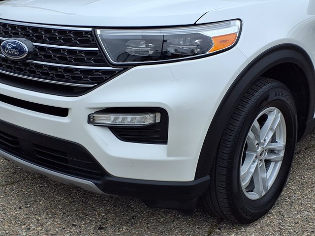 Certified 2024 Ford Explorer XLT w/ Equipment Group 202A AWD/4WD image 29