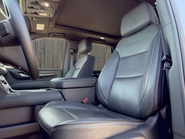 Used 2024 GMC Yukon Denali AWD/4WD image 13