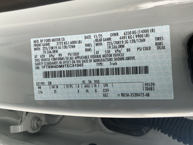 Certified 2026 Ford F450 Platinum w/ Platinum Plus Package AWD/4WD image 25