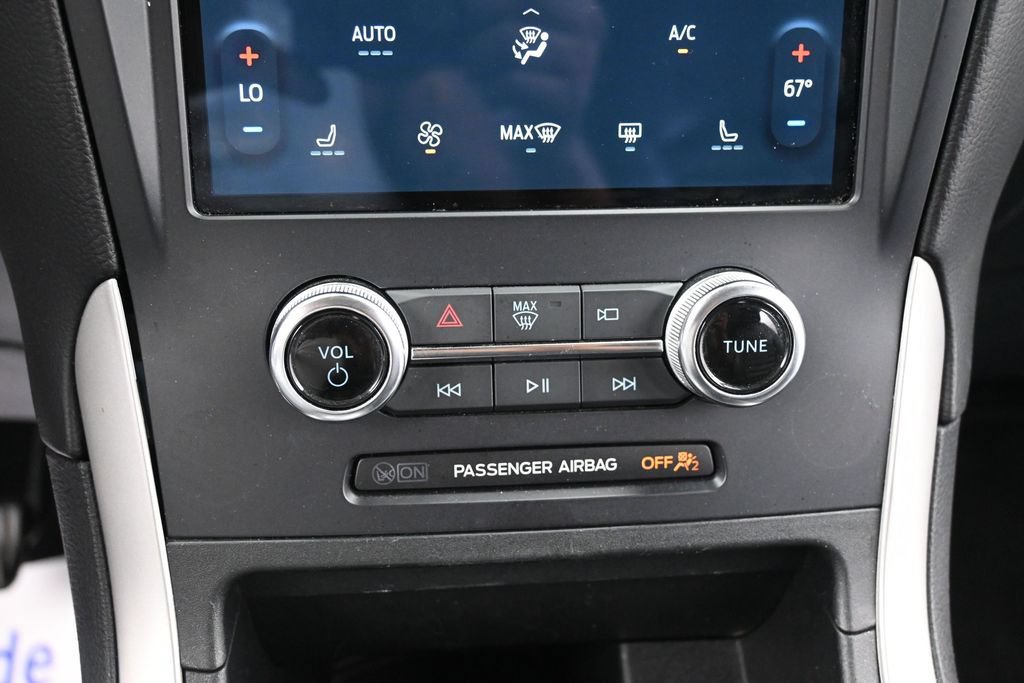 Certified 2024 Ford Edge SEL AWD/4WD image 11