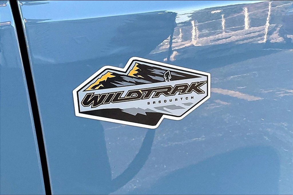 Certified 2023 Ford Bronco Wildtrak AWD/4WD image 7