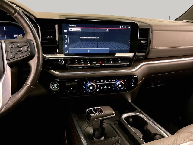 Used 2022 GMC Sierra 1500 SLT w/ SLT Premium Plus Package AWD/4WD image 6