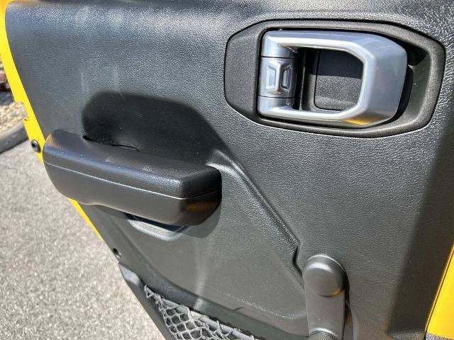 Used 2021 Jeep Wrangler Unlimited Sport AWD/4WD image 17