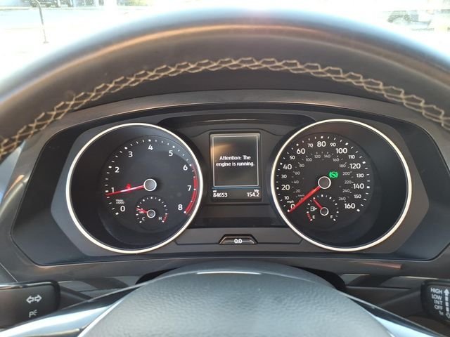 Used 2021 Volkswagen Tiguan SE w/ Panoramic Sunroof Package FWD image 21