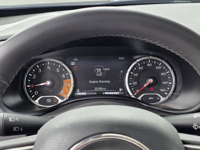 Used 2021 Jeep Renegade Latitude FWD image 12