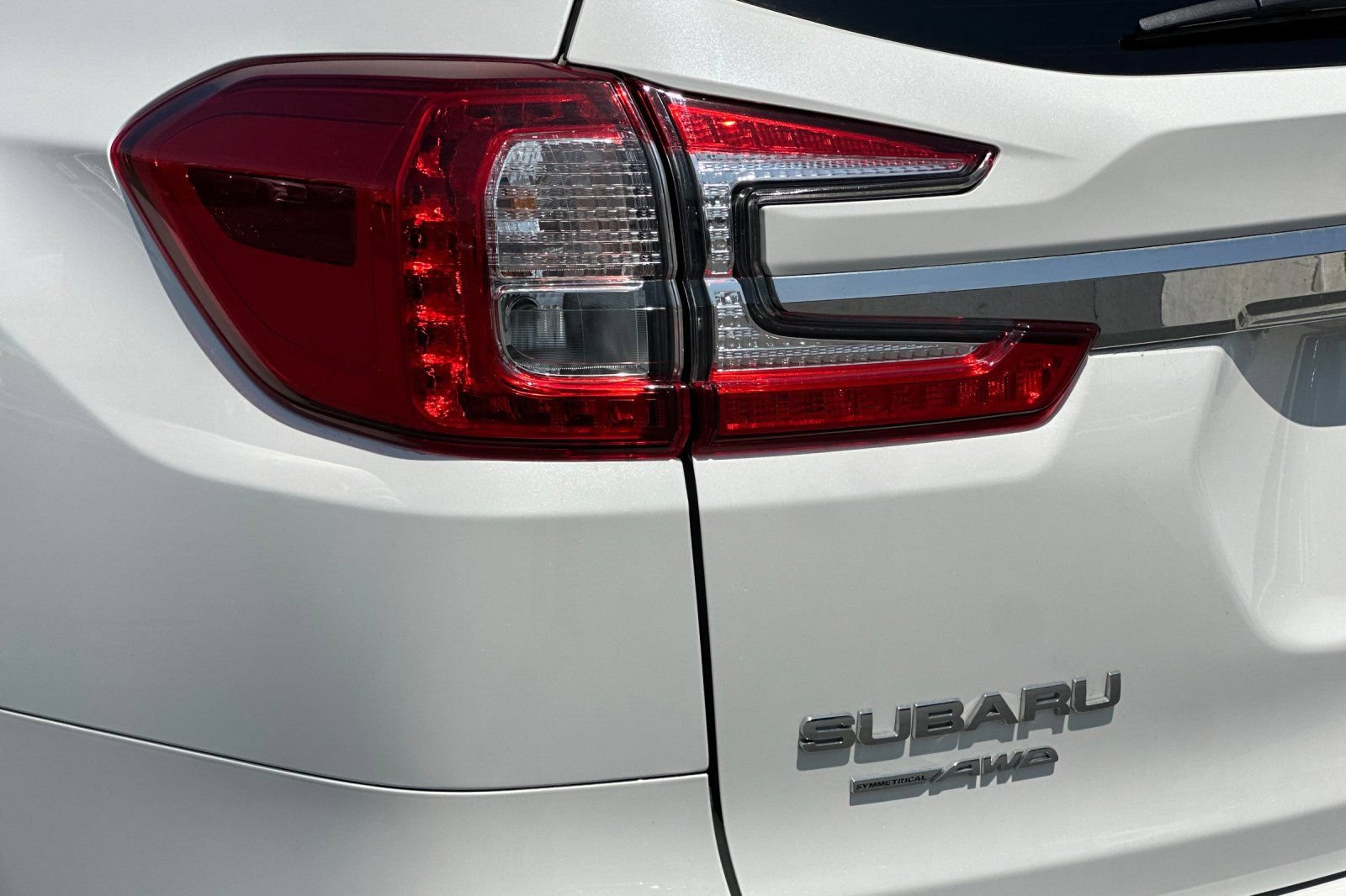 Used 2025 Subaru Ascent Premium AWD/4WD image 27