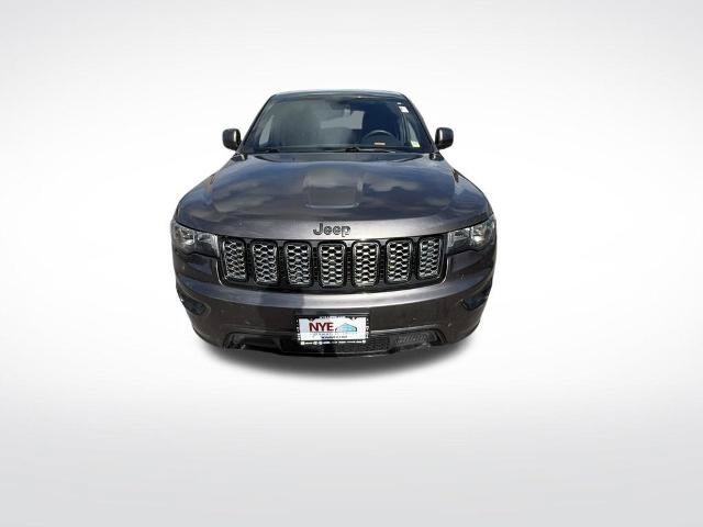 Used 2019 Jeep Grand Cherokee Altitude AWD/4WD image 9