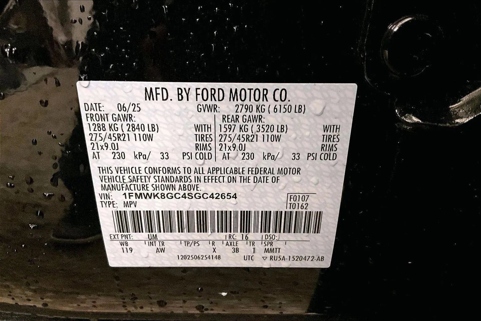 Certified 2025 Ford Explorer ST w/ Sun And Sound Package image 34