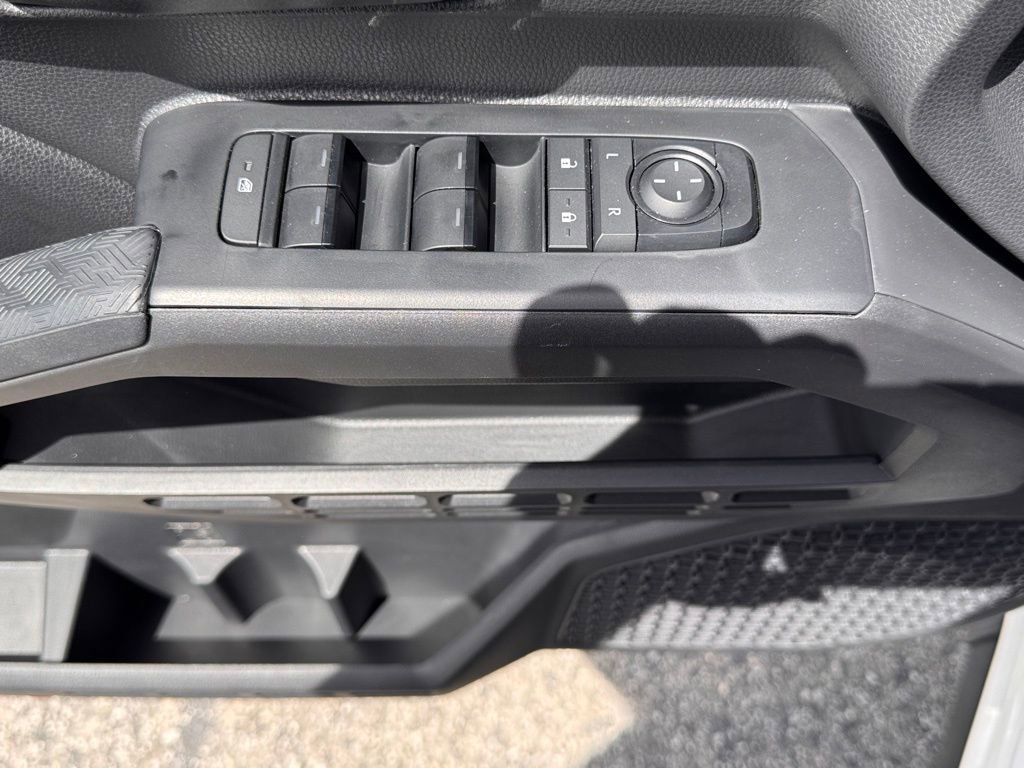Used 2025 Toyota Tacoma SR5 RWD image 16