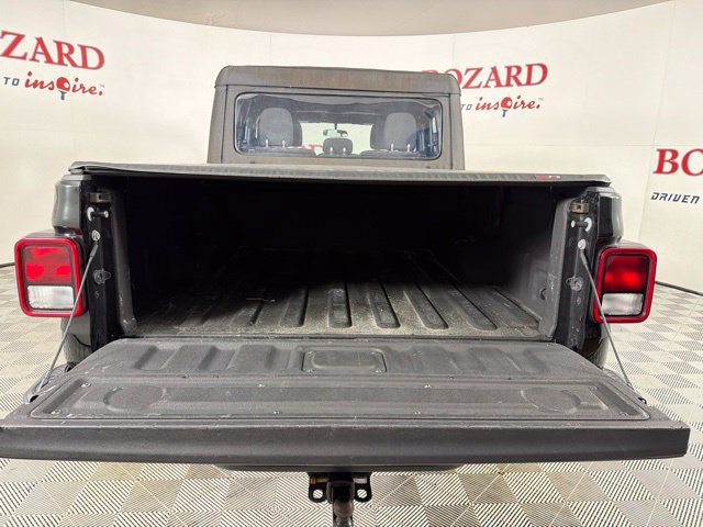 Used 2023 Jeep Gladiator Sport AWD/4WD image 34