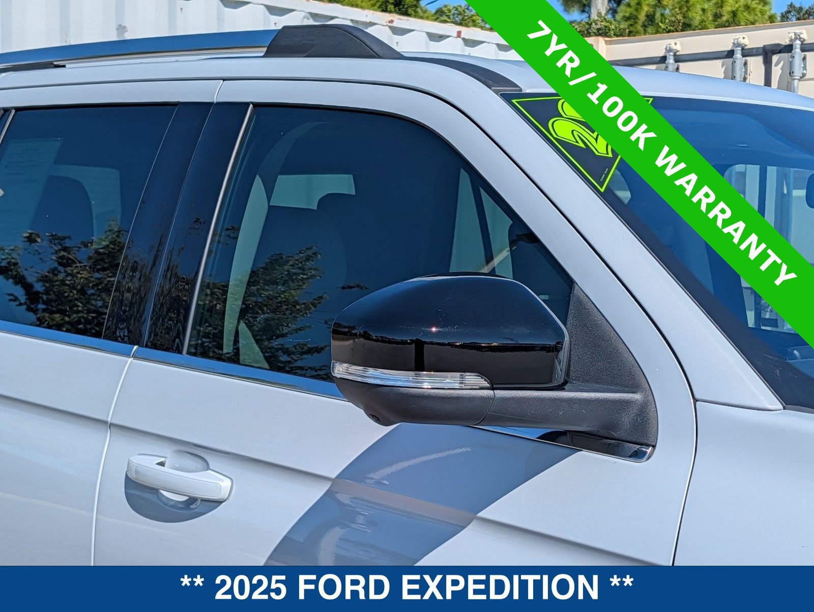Certified 2025 Ford Expedition Platinum w/ Platinum Ultimate Package AWD/4WD image 11