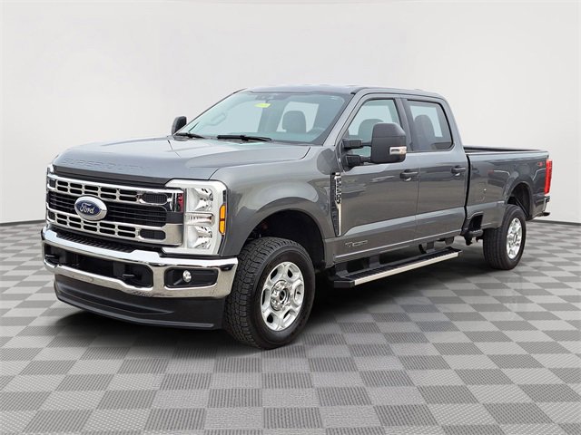 Certified 2025 Ford F250 XLT image 2