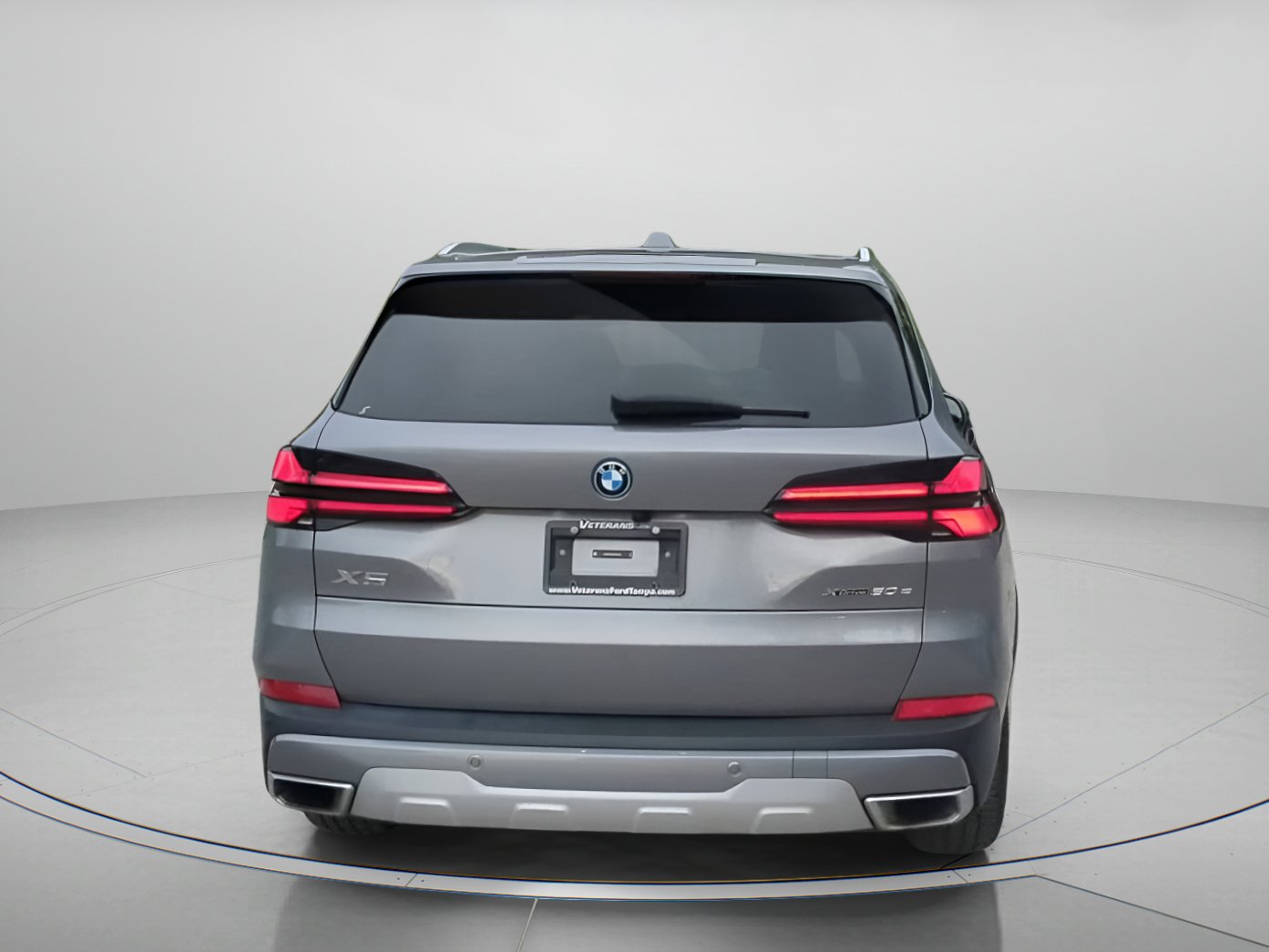 Used 2025 BMW X5 xDrive50e AWD/4WD image 24